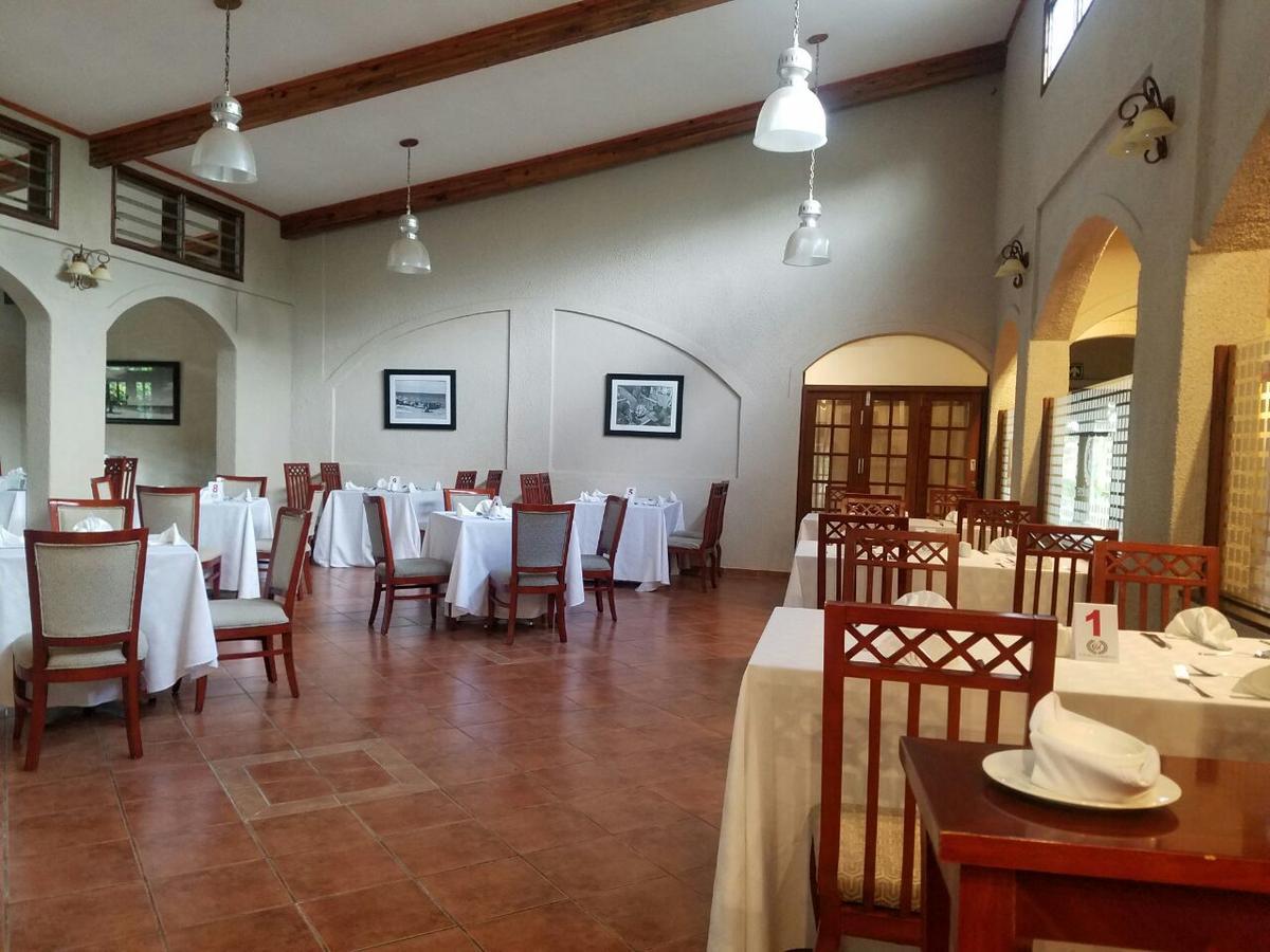 Ufulu Gardens Hotel Лилонгве Экстерьер фото