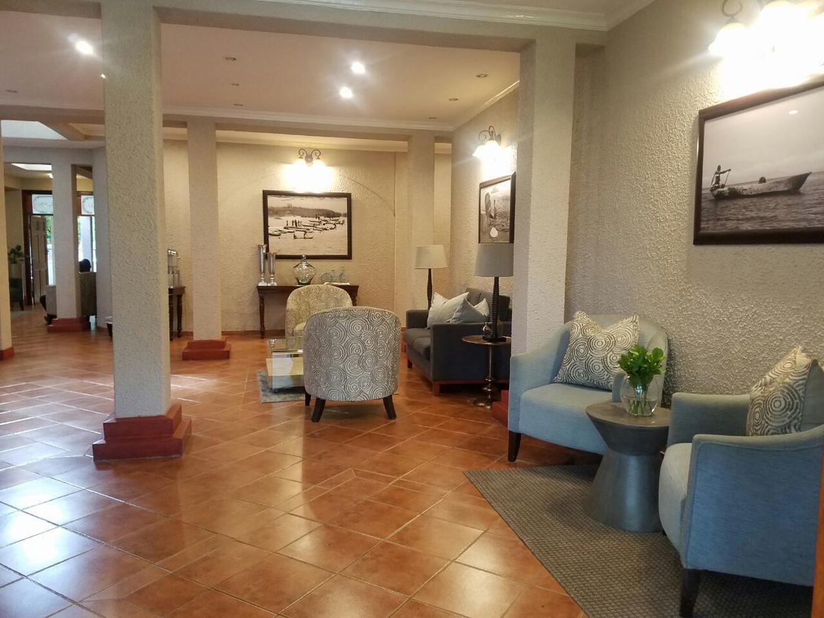 Ufulu Gardens Hotel Лилонгве Экстерьер фото